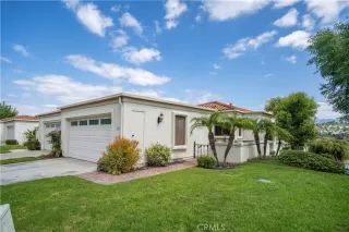 Photo #1: OC23177384 Listing