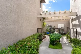 Photo #1: OC23177831 Listing