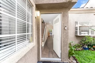 Photo #3: OC23177831 Listing