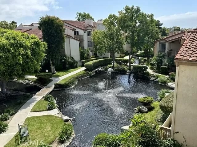 MLS: OC23178084 Condo For Sale