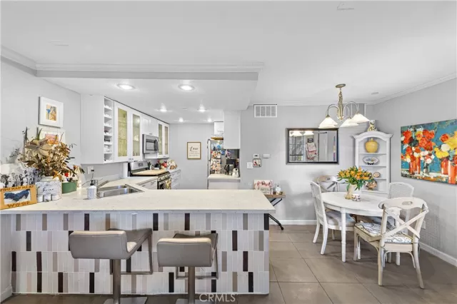 MLS: OC23178320 Condo For Sale