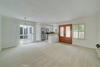 Photo #6: OC23178356 Listing