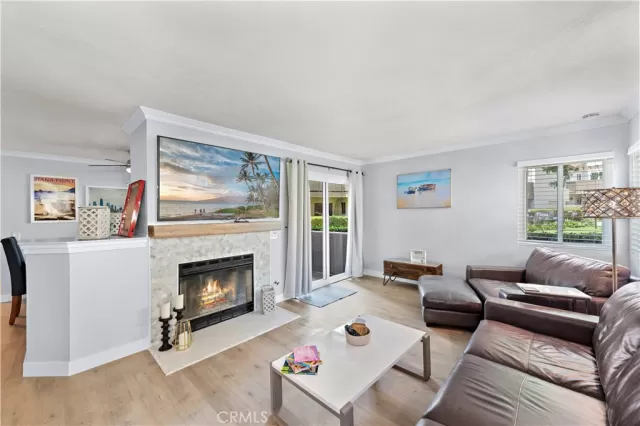 MLS: OC23178519 Condo For Sale