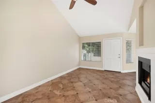 Photo #2: OC23178654 Listing