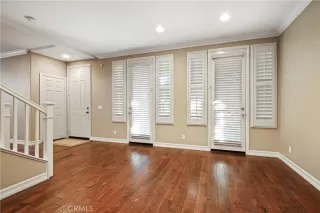 Photo #3: OC23179011 Listing 