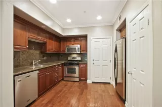 Photo #6: OC23179011 Listing 