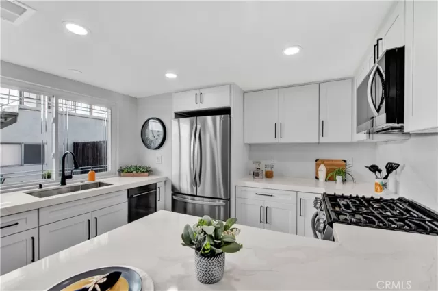 MLS: OC23179041 Condo For Sale