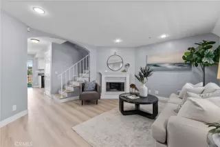 Photo #1: OC23179173 Listing 