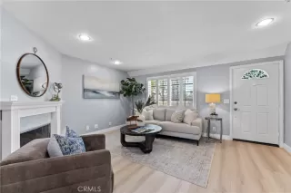 Photo #2: OC23179173 Listing 