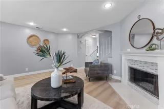 Photo #3: OC23179173 Listing 