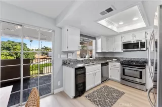 Photo #5: OC23179173 Listing 