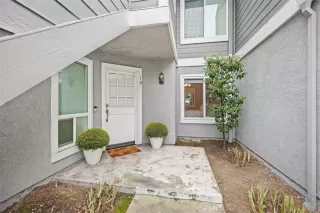 Photo #1: OC23179261 Listing