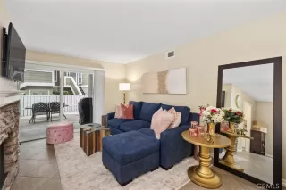 Photo #5: OC23179261 Listing