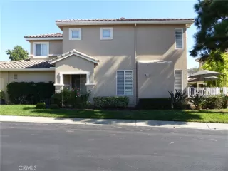 Photo #2: OC23179399 Listing 