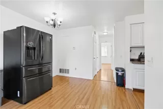 Photo #3: OC23179506 Listing