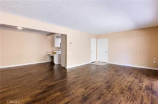 Photo #2: OC23179585 Listing