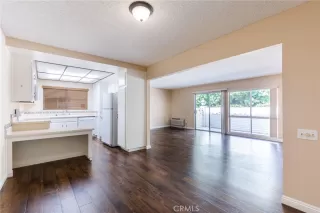 Photo #3: OC23179585 Listing