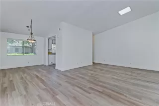 Photo #5: OC23180038 Listing