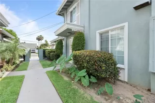 Photo #2: OC23180054 Listing 