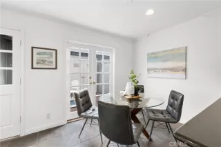 Photo #6: OC23180054 Listing 