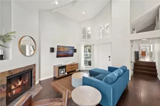 Photo #3: OC23180069 Listing