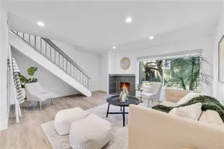 Photo #2: OC23180464 Listing 