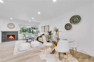 Photo #4: OC23180464 Listing 