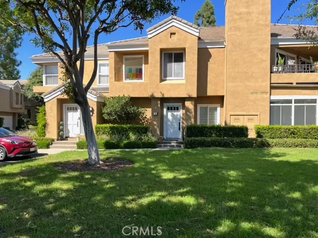 MLS: OC23180649 Condo For Sale
