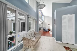 Photo #2: OC23180778 Listing 