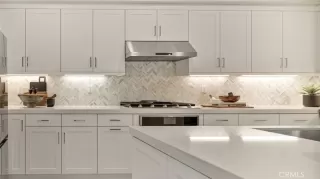 Photo #4: OC23180799 Listing 