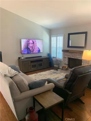 Photo #3: OC23180811 Listing 