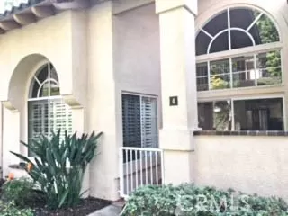 MLS: OC23181074 Condo For Sale