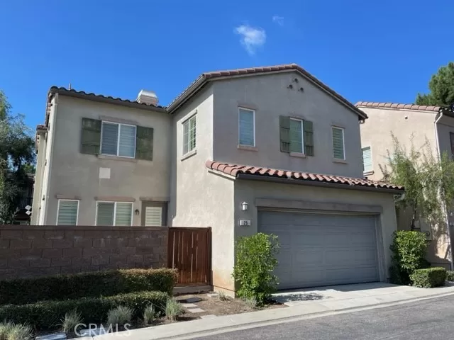 MLS: OC23181141 Condo For Sale