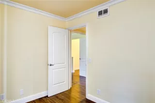 Photo #4: OC23181145 Listing 