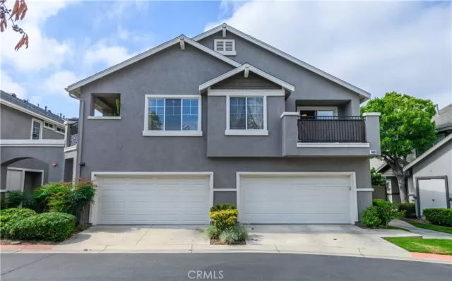 MLS: OC23181213 Condo For Sale