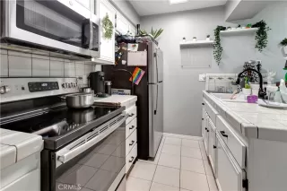 Photo #3: OC23181404 Listing 