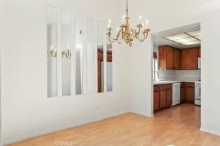 Photo #4: OC23181442 Listing 