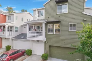 Photo #1: OC23181590 Listing