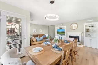 Photo #4: OC23181590 Listing