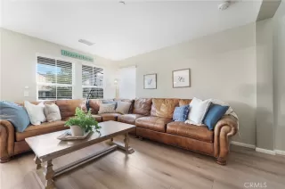 Photo #5: OC23181590 Listing