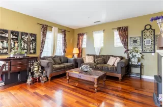 Photo #3: OC23181969 Listing 