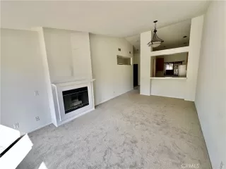 Photo #6: OC23182080 Listing 