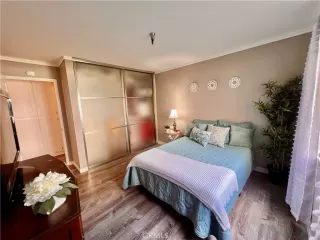 Photo #6: OC23182390 Listing 