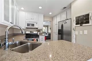 Photo #1: OC23182431 Listing 