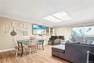 Photo #5: OC23182431 Listing 