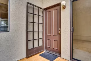 Photo #3: OC23182648 Listing