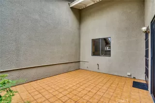 Photo #5: OC23182648 Listing