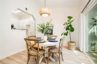 Photo #4: OC23182898 Listing