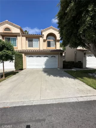 Photo #1: OC23182958 Listing 