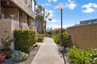 Photo #3: OC23182989 Listing 